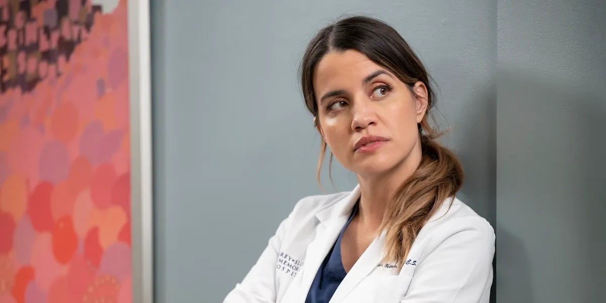 Natalie Morales, la star de Grey's Anatomy, revient pour la saison 21
