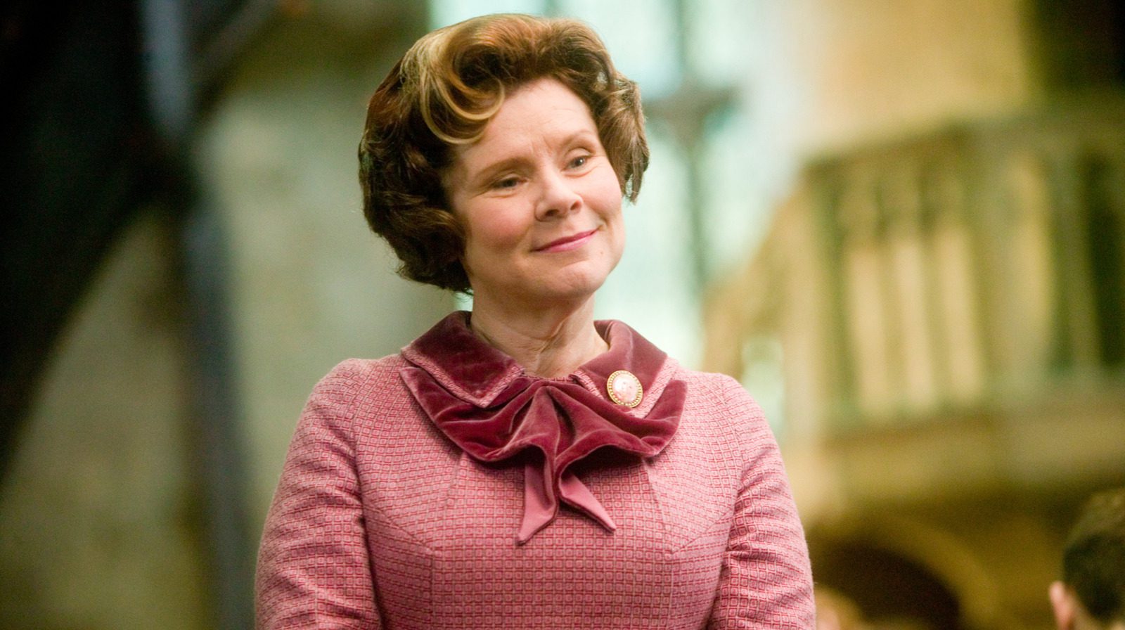 Imelda Staunton revient dans le rôle de Dolores Ombrage, la méchante d'Harry Potter, mais il y a un rebondissement
