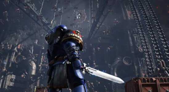 Titus gazes up at an ornate cathedral in Warhammer 40,000: Space Marine 2