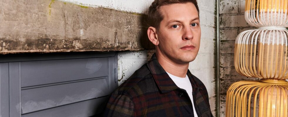 James Sutton, la star de Hollyoaks, annonce un nouveau projet