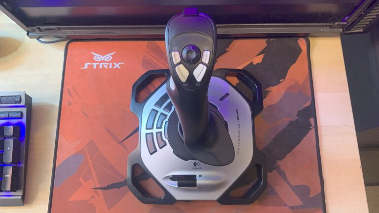 Un joystick PC pour le grand public
