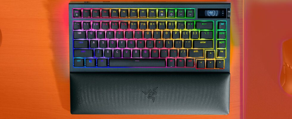 Le nouveau clavier de jeu BlackWidow de Razer offre une autonomie de batterie de trois mois