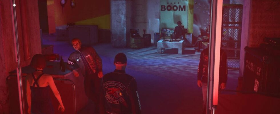 entering private bar in hitman world of assassination the base