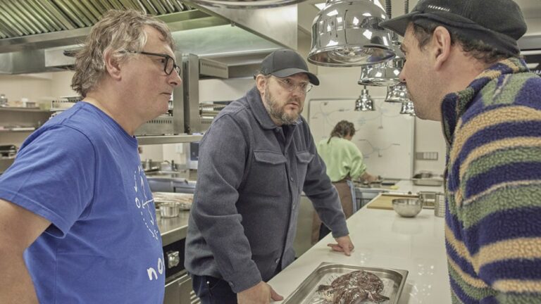 Le film d'ouverture du Zinema culinaire de Saint-Sébastien, « Mugaritz. No Bread no Dessert », révèle la méthode derrière la folie et présente un teaser (EXCLUSIF) Plus de Variety Les plus populaires À lire absolument Inscrivez-vous aux newsletters de Variety Plus de nos marques
	
	
