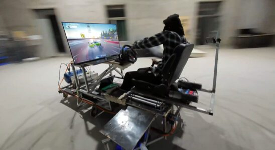 Ce simulateur de course DIY apporte un tout nouveau niveau de danger à la course