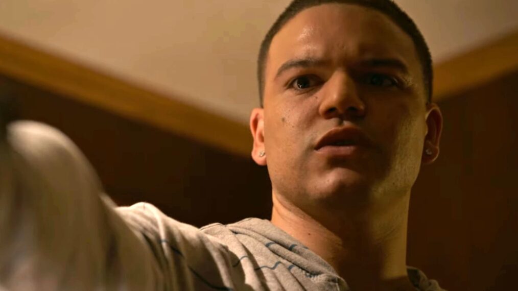 Josh Rivera dans « American Sports Story : Aaron Hernandez »