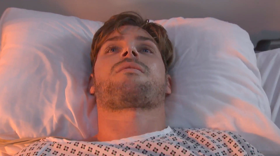 ste foin dans les chênes hollyoaks