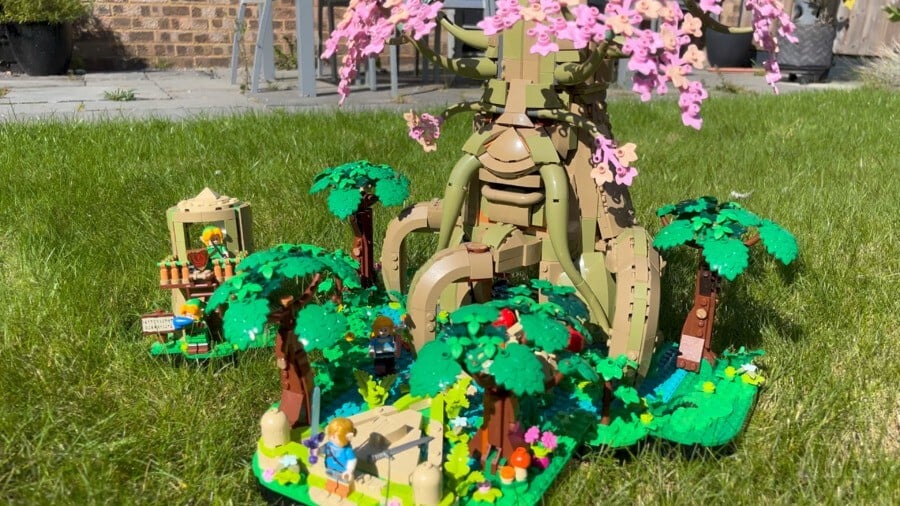 Image principale du Grand Arbre Mojo LEGO