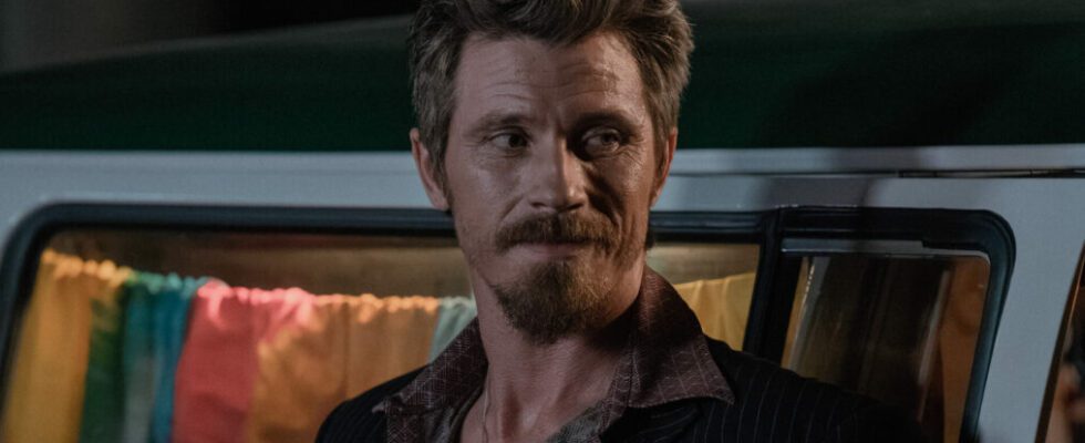 Garrett Hedlund as Mitch Keller of the Paramount+ original series TULSA KING. Photo Credit: Brian Douglas/Paramount+. © 2024 Viacom International Inc. All Rights Reserved.