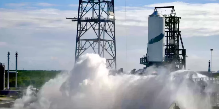 Pour la première fois, Blue Origin a allumé un étage de fusée orbitale