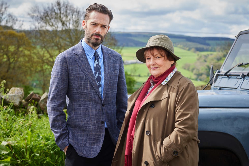 David Léon, Brenda Blethyn, Vera