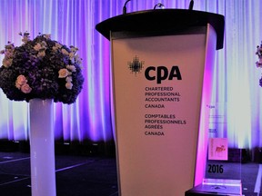 Le 4 septembre, CPA Canada a annoncé que les membres provinciaux de l’Ontario et du Québec peuvent demeurer membres de l’organisation nationale pour 195 $ par année.