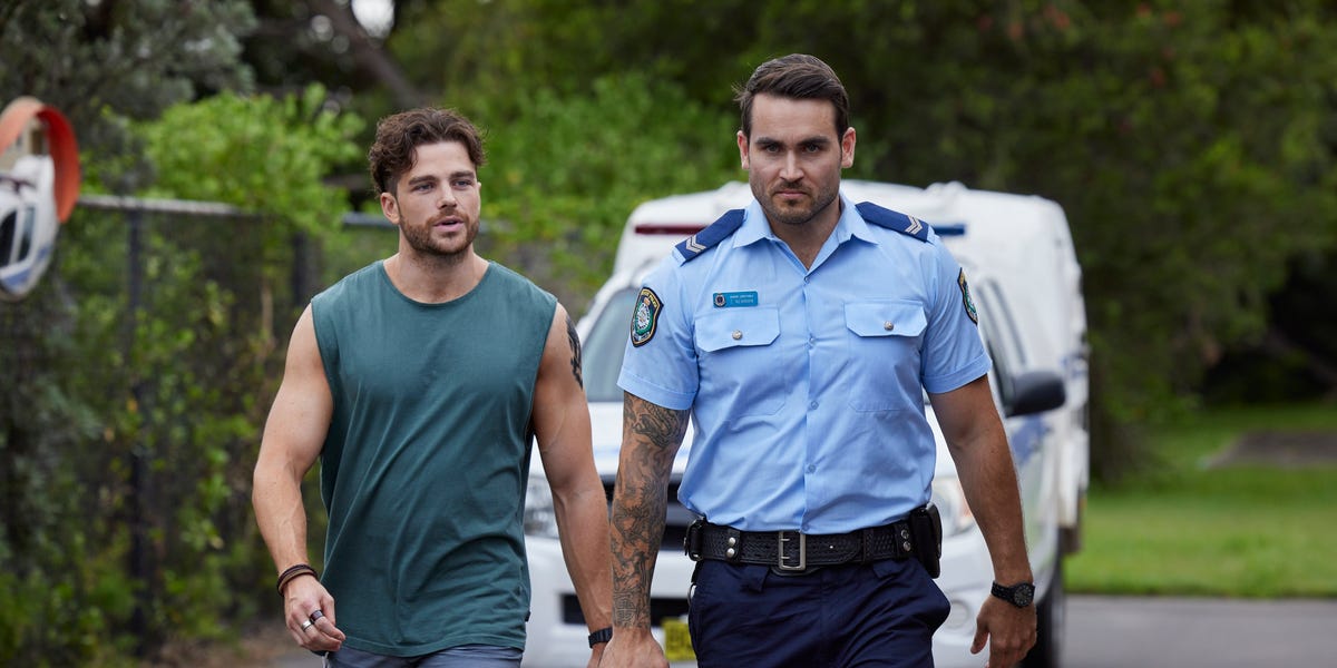 Cash de Home and Away va procéder à une arrestation alors que le complot de meurtre continue
