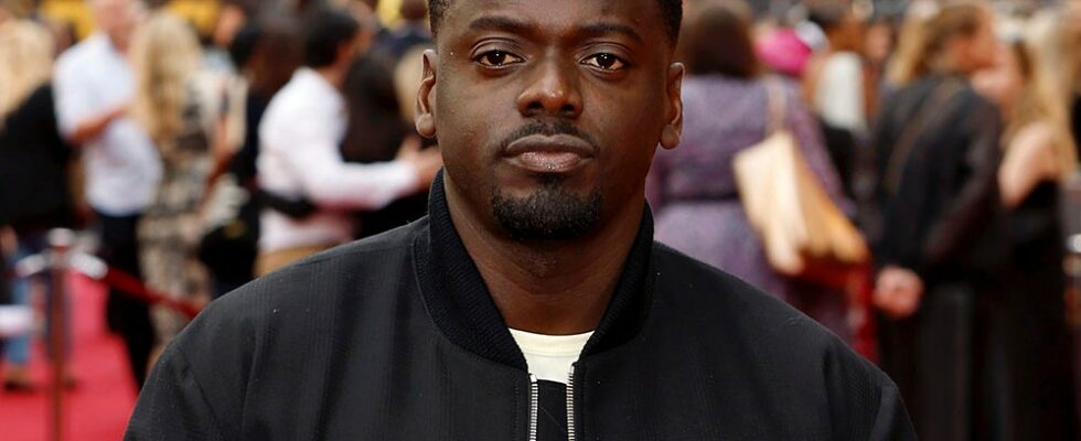 Daniel Kaluuya sera honoré avec une statue dans le centre de Londres (EXCLUSIF) Plus de Variety Les plus populaires À lire absolument Inscrivez-vous aux newsletters Variety Plus de nos marques