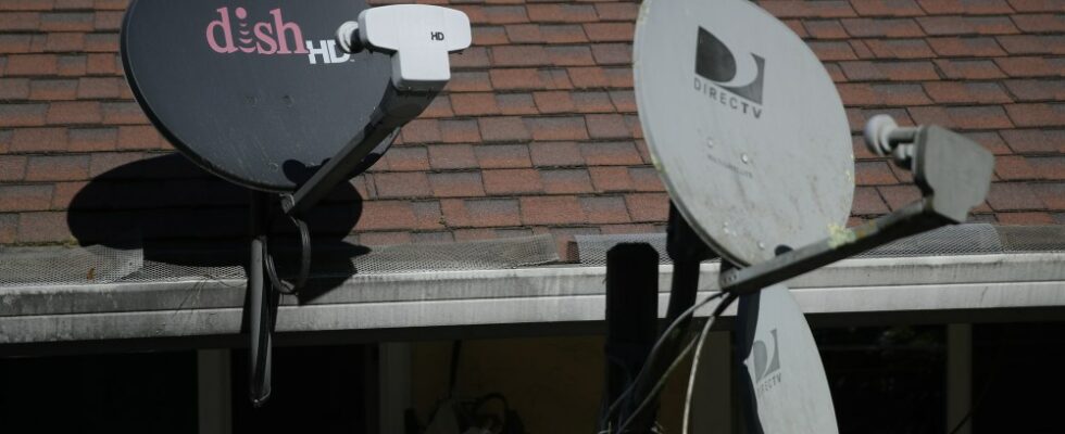 DirecTV achète Dish pour 1 $ et rejoint un club rare de propriétés vendues pour un dollar. Plus de variétés Les plus populaires doivent lire Inscrivez-vous aux newsletters de variétés Plus de nos marques