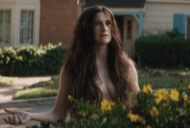 Explication de la nudité dans « Agatha All Along » — Kathryn Hahn, Marvel Reaction