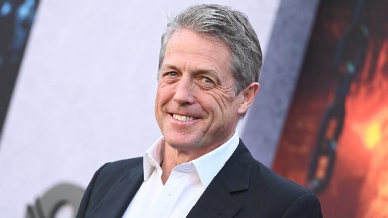 Hugh Grant a refusé les films des studios en raison de la « résistance des dirigeants non créatifs » : « On avait l'impression qu'une grande entreprise respirait dans le cou » du réalisateur Plus de Variety Les plus populaires À lire absolument Inscrivez-vous aux newsletters de Variety Plus de nos marques
	
	
