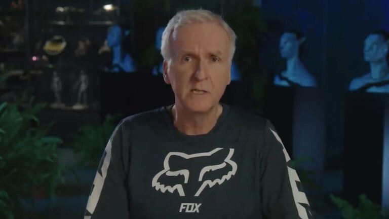 James Cameron répond aux critiques des dialogues de ses films
