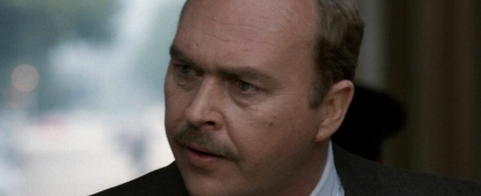 Sgt. John Taggart (John Ashton) looks annoyed in Beverly Hills Cop