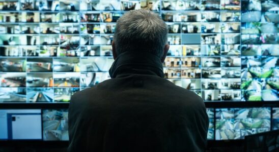 La culture de la surveillance examinée dans le film « Stranger Eyes » de Venice Contender : « Nous commençons à vivre nos vies comme des images pour les autres » Plus de Variety Les plus populaires À lire absolument Inscrivez-vous aux newsletters de Variety Plus de nos marques