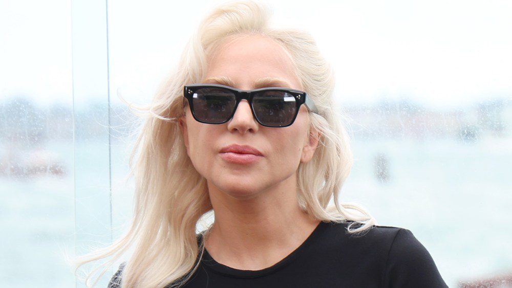 Lady Gaga affronte un groupe Facebook d'étudiants qui a déclaré qu'elle ne « serait jamais célèbre » : « Il faut continuer » quand « les gens doutent de vous » Plus de Variety Les plus populaires À lire absolument Inscrivez-vous aux newsletters de Variety Plus de nos marques
	
	
