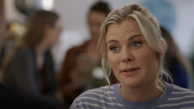 Le 10e film « Hannah Swensen » d'Alison Sweeney confirmé : premier aperçu de « Sprinkle of Deceit » (VIDÉO)
