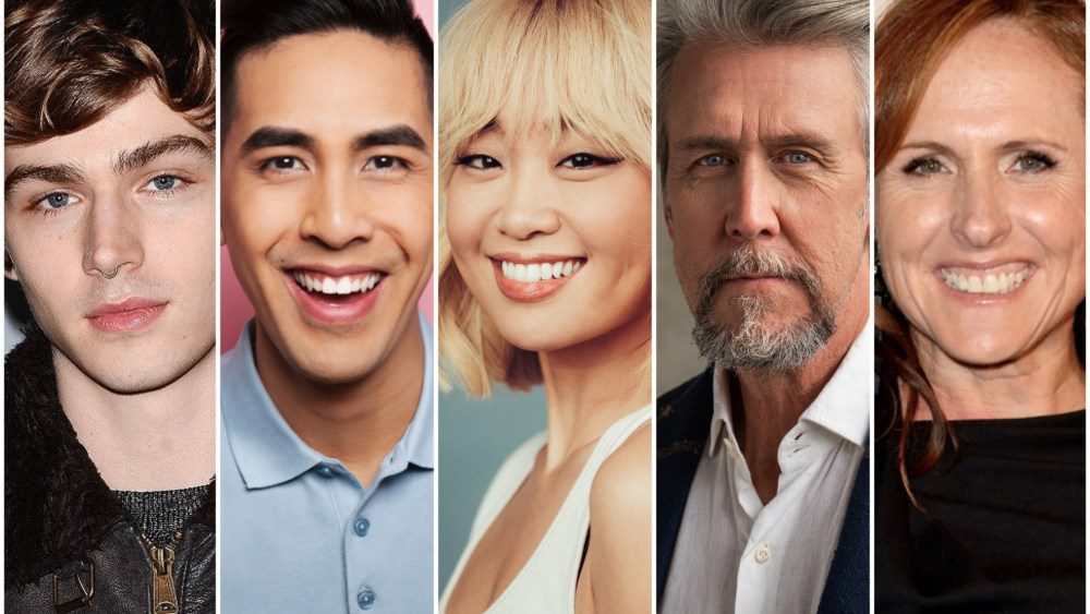 « Les gens que nous rencontrons en vacances » ajoute Miles Heizer, Tommy Do, Alice Lee, Alan Ruck et Molly Shannon Plus de Variety Les plus populaires À lire absolument Inscrivez-vous aux newsletters de Variety Plus de nos marques
	
	
