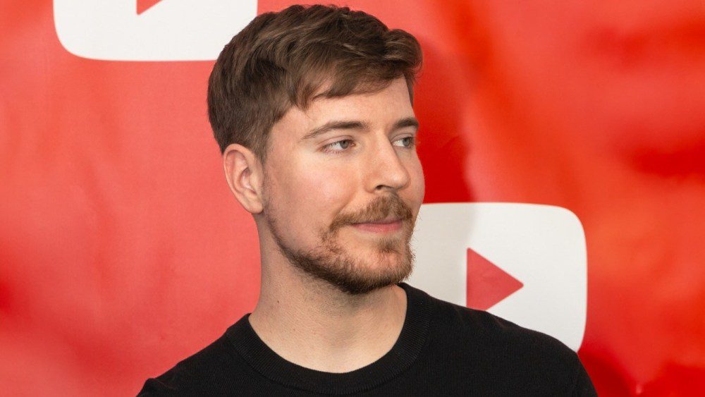 MrBeast et Amazon poursuivis en justice par des participants à l'émission de compétition « Beast Games », avec des allégations incluant du harcèlement sexuel et des « mauvais traitements chroniques » Plus de Variety Les plus populaires À lire absolument Inscrivez-vous aux newsletters de Variety Plus de nos marques
	
	
