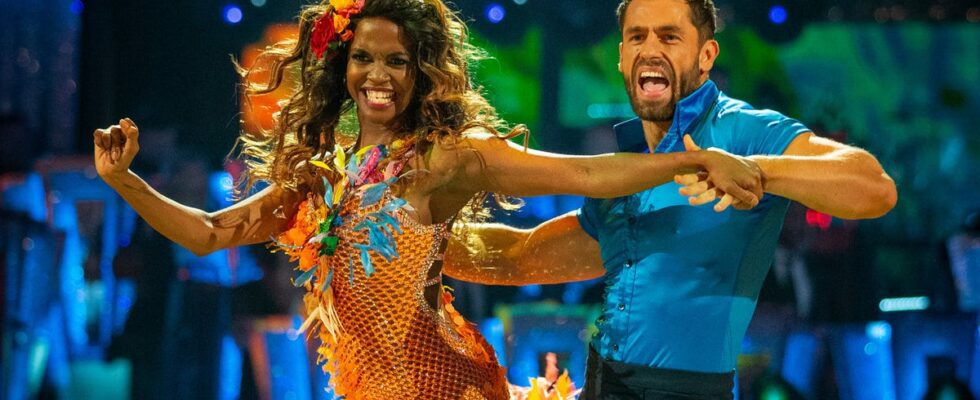 Oti Mabuse de Strictly dévoile une grande nouvelle alors que les fans prédisent le retour de l'émission