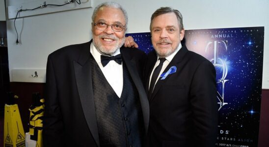 « RIP Dad » : James Earl Jones pleuré par tous, de Mark Hamill à la Ligue majeure de baseball