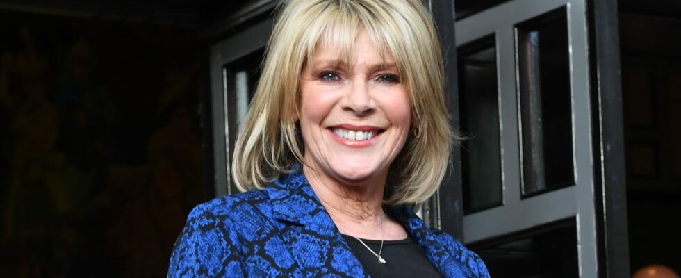 Ruth Langsford profite d'une soirée arrosée avec son ancienne co-star au milieu de la rupture avec Eamonn