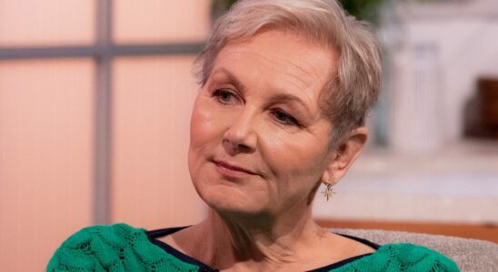 Sue Cleaver, star de Coronation Street, partage ses secrets de jeunesse