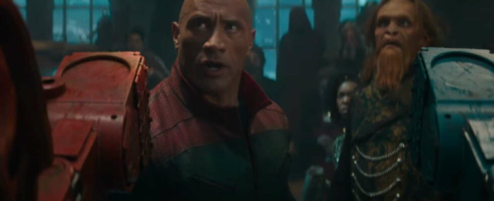 The Rock et Chris Evans combattent les méchants bonhommes de neige dans la bande-annonce de Red One