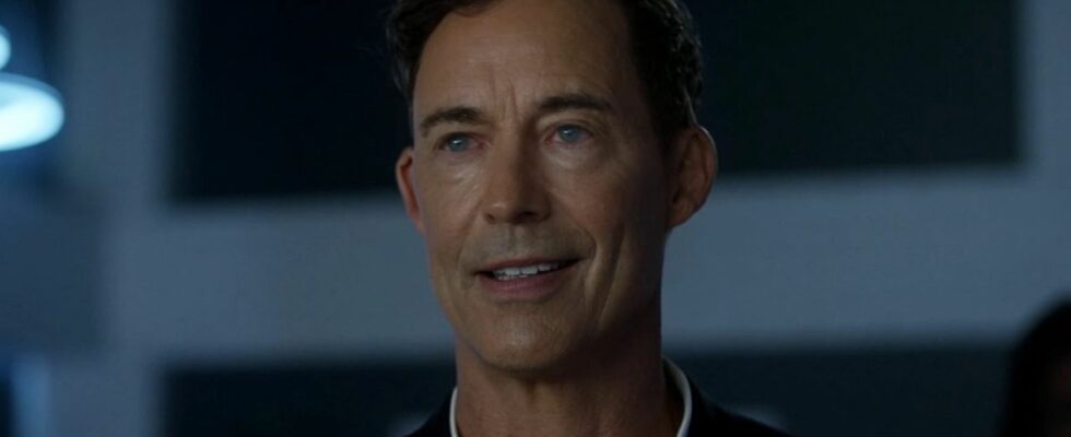 Tom Cavanagh ne fera pas revenir un méchant de Flash pour la saison 4 de Superman et Lois, mais son dernier rôle chez DC semble toujours être un gros problème