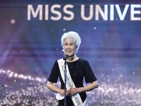 La Sud-Coréenne Choi Soon-hwa, 81 ans, prend la parole lors de l'élection Miss Univers Corée 2024 à Séoul, en Corée du Sud, le lundi 30 septembre 2024.