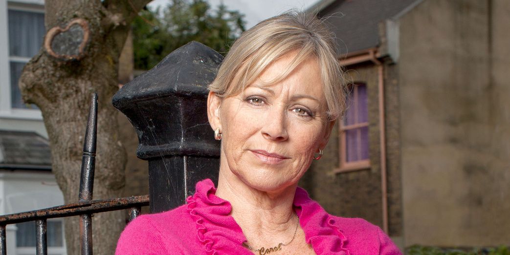 Waterloo Road embauche une ancienne star d'EastEnders pour sa prochaine série
