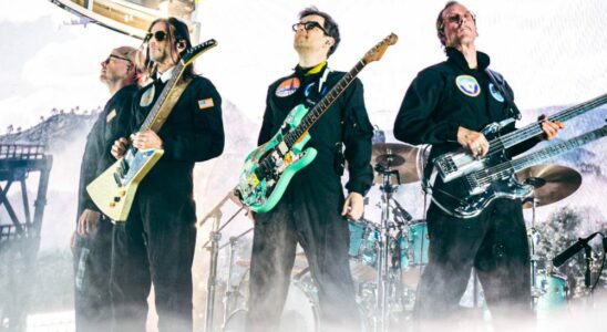 Weezer présente « Blue Album », Aliens et Alt-Rock Bliss au Madison Square Garden Plus de Variety Les plus populaires À lire absolument Inscrivez-vous aux newsletters de Variety Plus de nos marques