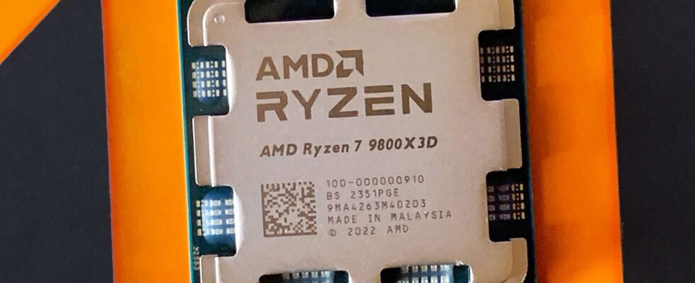 Le boîtier AMD Ryzen 7 9800X3D vient de fuir, le nouveau processeur de jeu pourrait avoir une vitesse d'horloge rapide