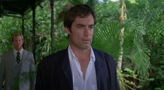 Timothy Dalton stands at Hemingway House, looking annoyed in Licence To Kill.