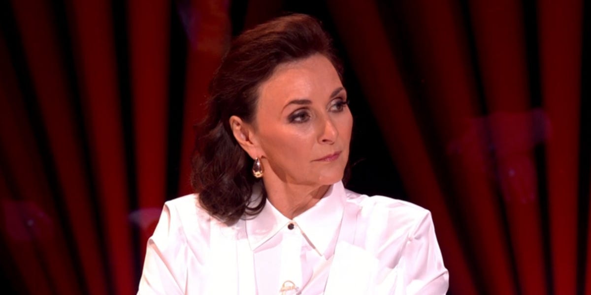 La juge stricte Shirley Ballas brise le silence sur la critique de la BBC
