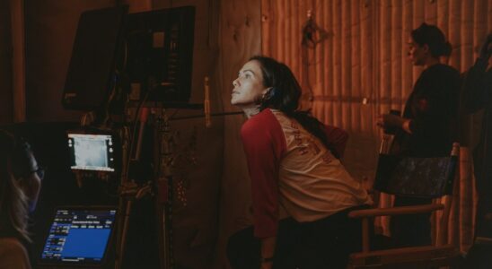 Kate Siegel à propos de son film trippant "V/H/S/Beyond", des théories extraterrestres réelles et de la joie de travailler avec son mari Mike Flanagan Plus de Variety Les plus populaires À lire absolument Abonnez-vous aux newsletters Variety Plus de nos marques