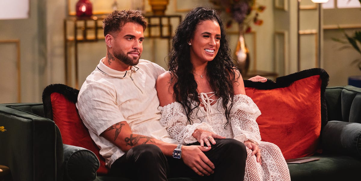 Lacey de MAFS UK défend sa mère après une scène de dîner gênante
