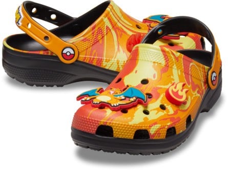 Pokémon Crocs - Dracaufeu