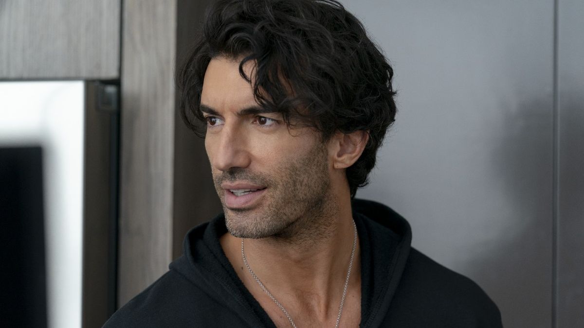 Justin Baldoni as Ryle looking to his left in It End With Us.