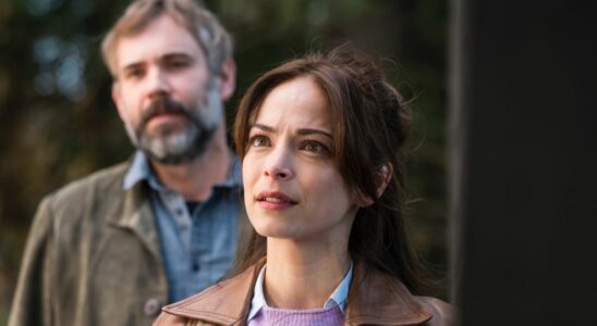 "Je ne regarderais jamais avec plaisir" : Kristin Kreuk de Smallville se penche sur le trope romantique "Vont-ils/ne-vont-ils pas" pour son nouveau spectacle