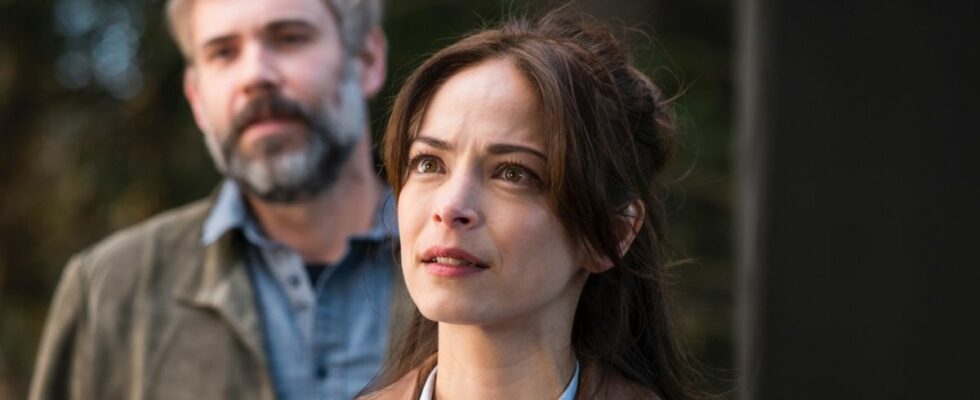 "Je ne regarderais jamais avec plaisir" : Kristin Kreuk de Smallville se penche sur le trope romantique "Vont-ils/ne-vont-ils pas" pour son nouveau spectacle