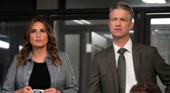 Mariska Hargitay as Benson and Peter Scanavino as Carisi in Law &amp; Order: SVU Season 26x01