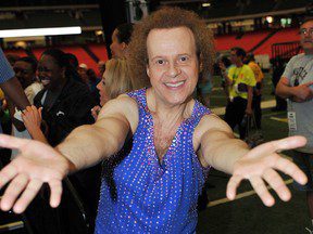 Le frère de Richard Simmons partage le « petit secret » de l’enterrement du gourou du fitness