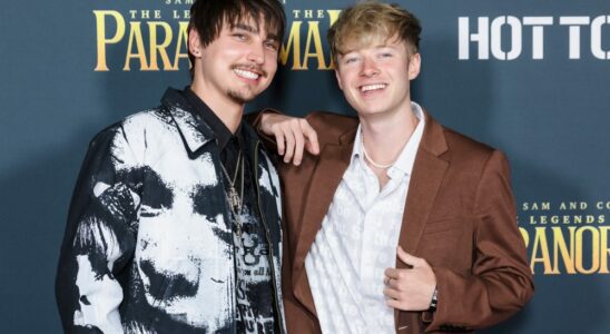 Les stars de YouTube Sam et Colby parlent de l'extension de la sortie de Cinemark « Légendes du paranormal » (EXCLUSIF) Plus de Variety Les plus populaires À lire absolument Inscrivez-vous aux newsletters de Variety Plus de nos marques