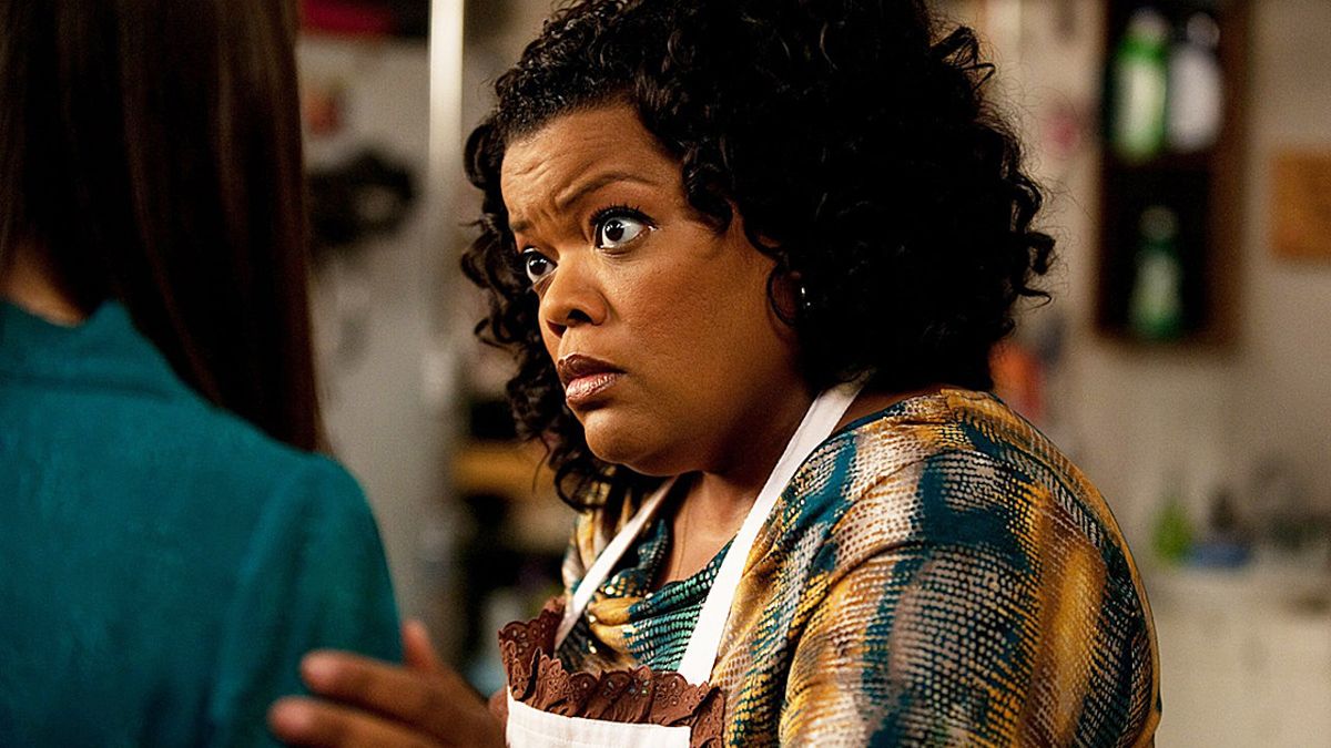 Nous avons demandé à Yvette Nicole Brown de la communauté ce que faisait Shirley avant le film, et sa réponse a été fascinante
